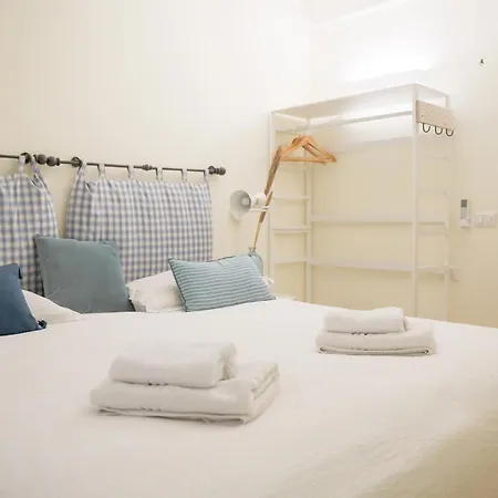 Grabbia 6 By Design Apartment *